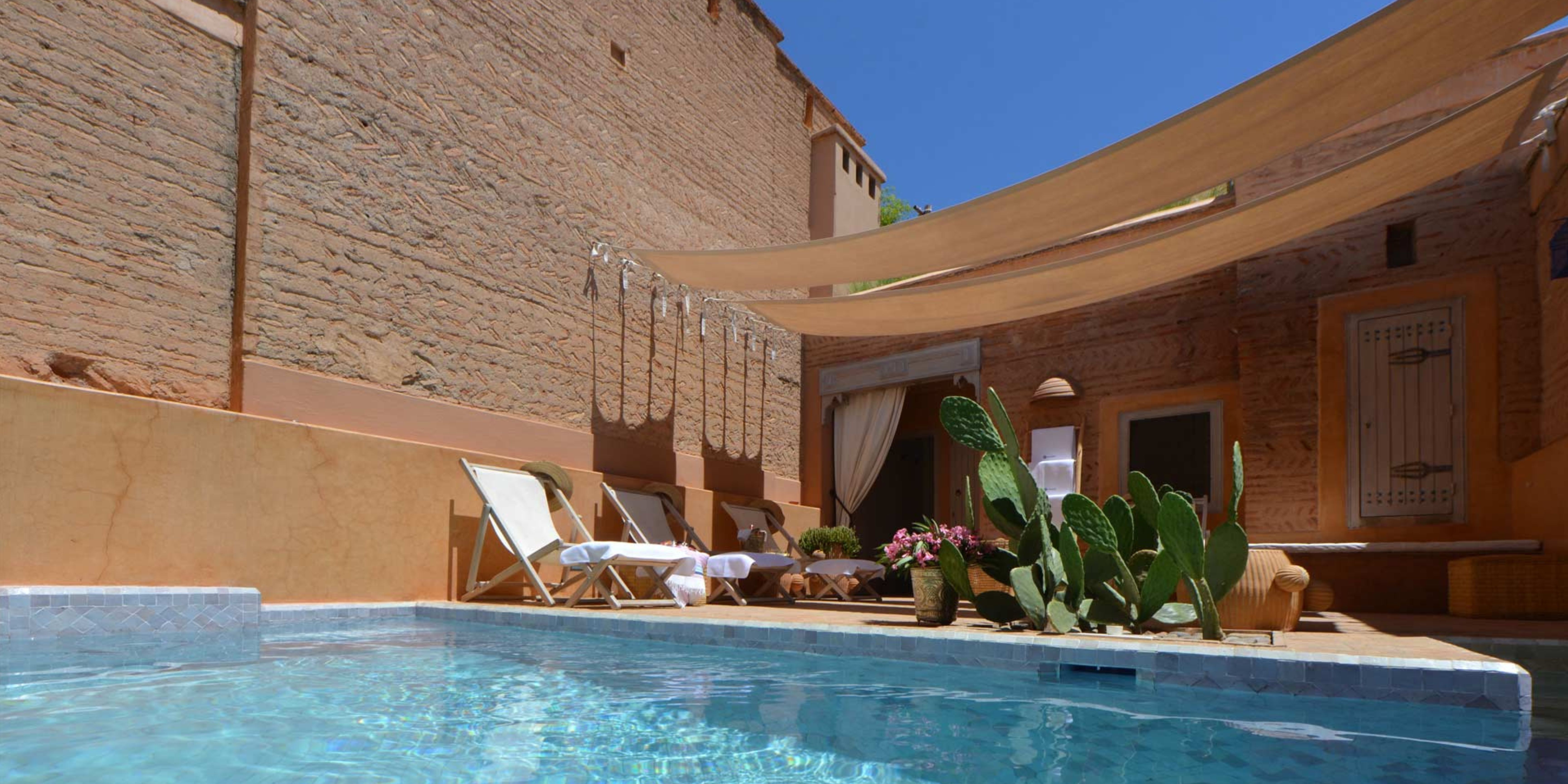 La piscine du riad avec hammam de Marrakech