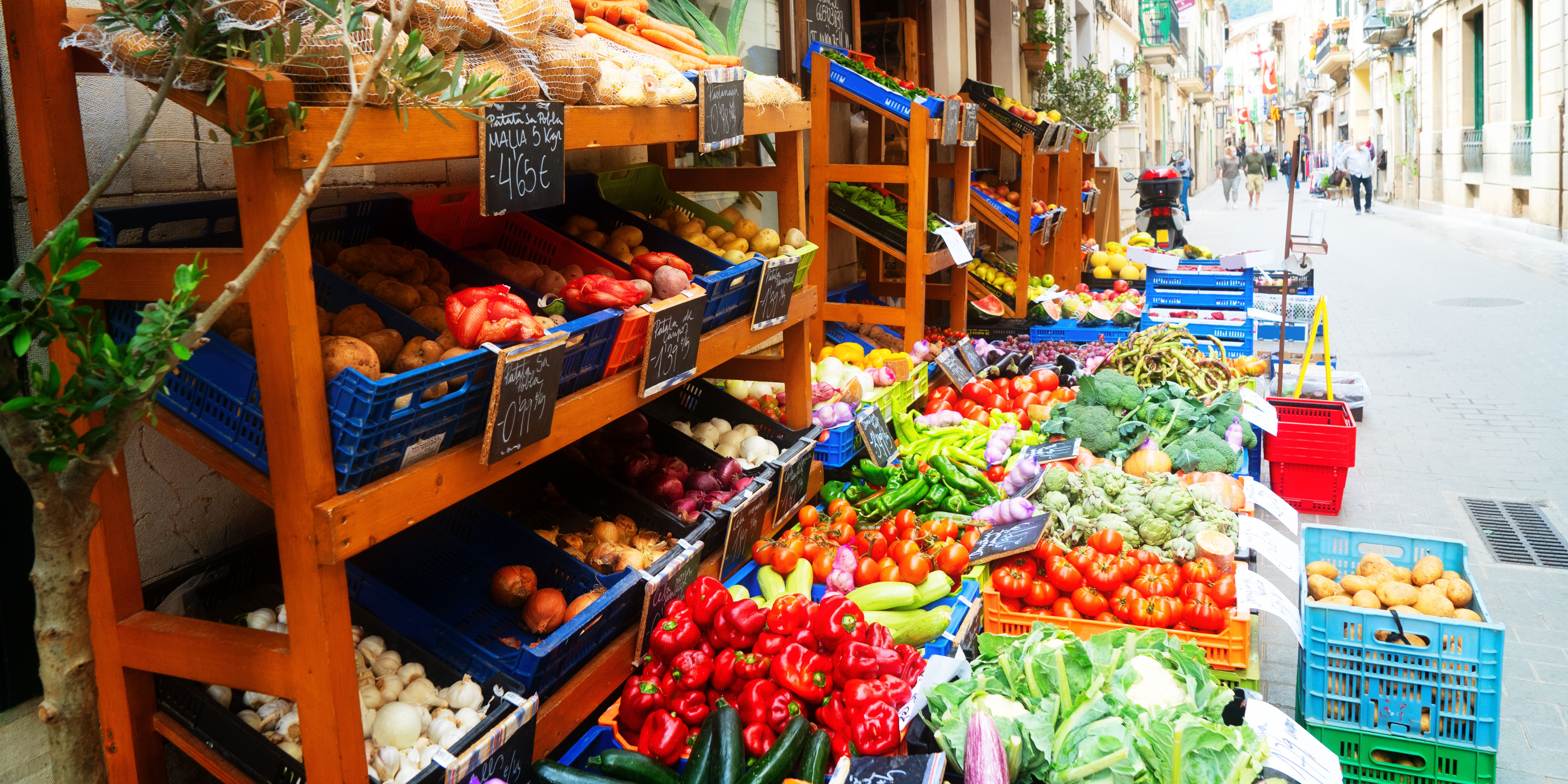 Les étals du marché de l'Olivar, une visite incontournable lors d'un séjour à Palma de Majorque