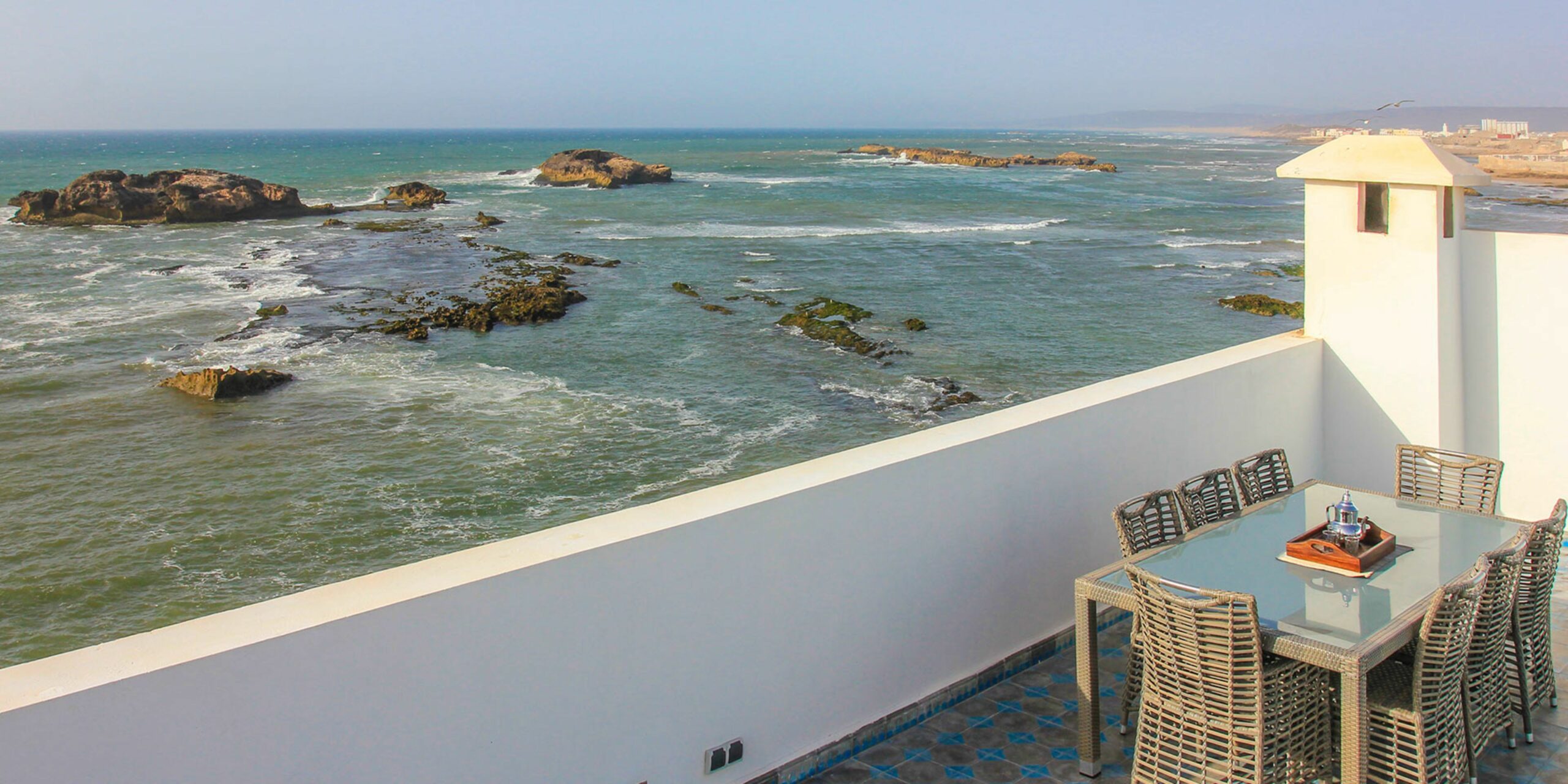 La terrasse d'un riad en bord de mer à Essaouira