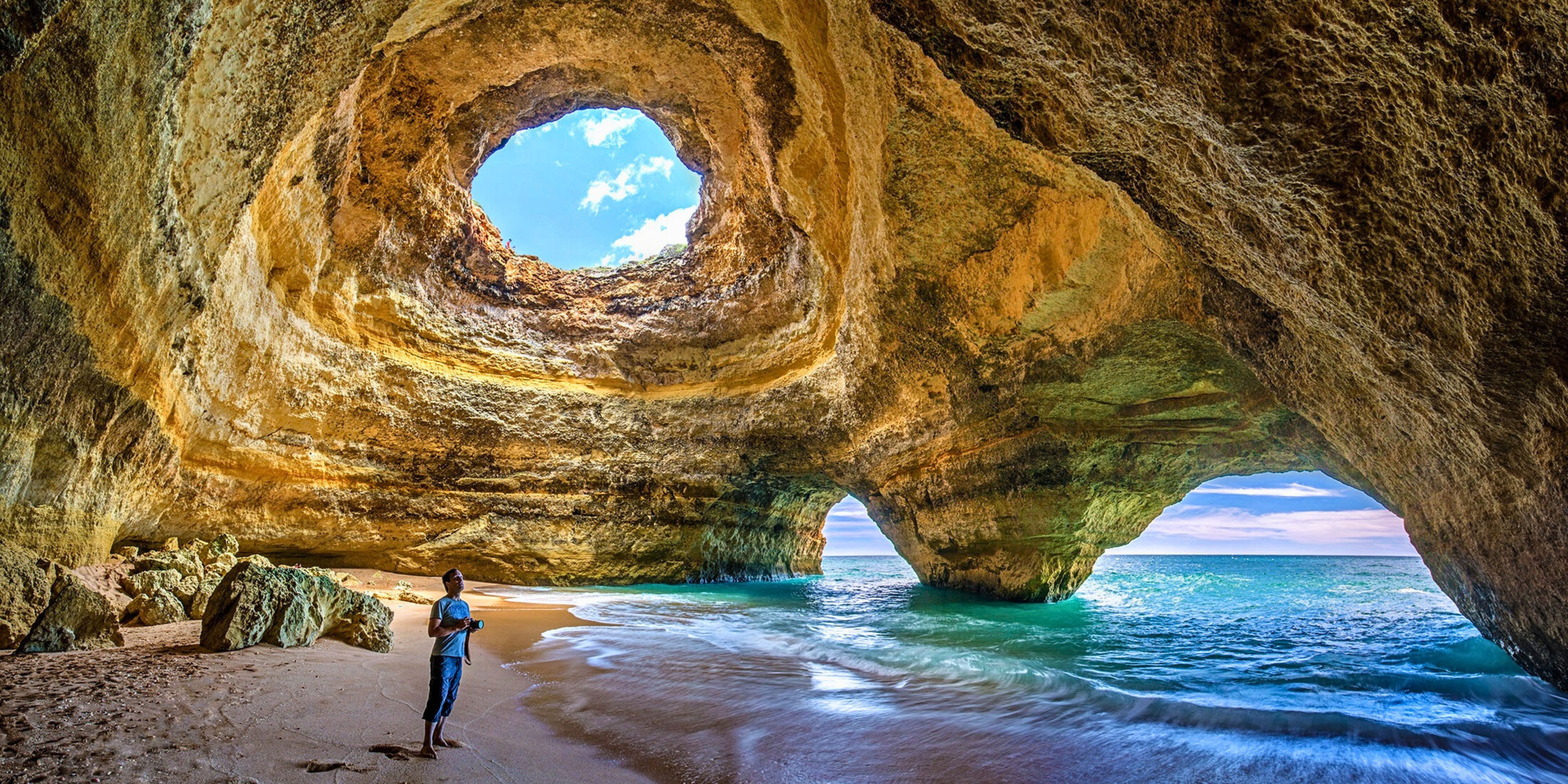 La visite d'une grotte marine à faire pendant un séjour en Algarve