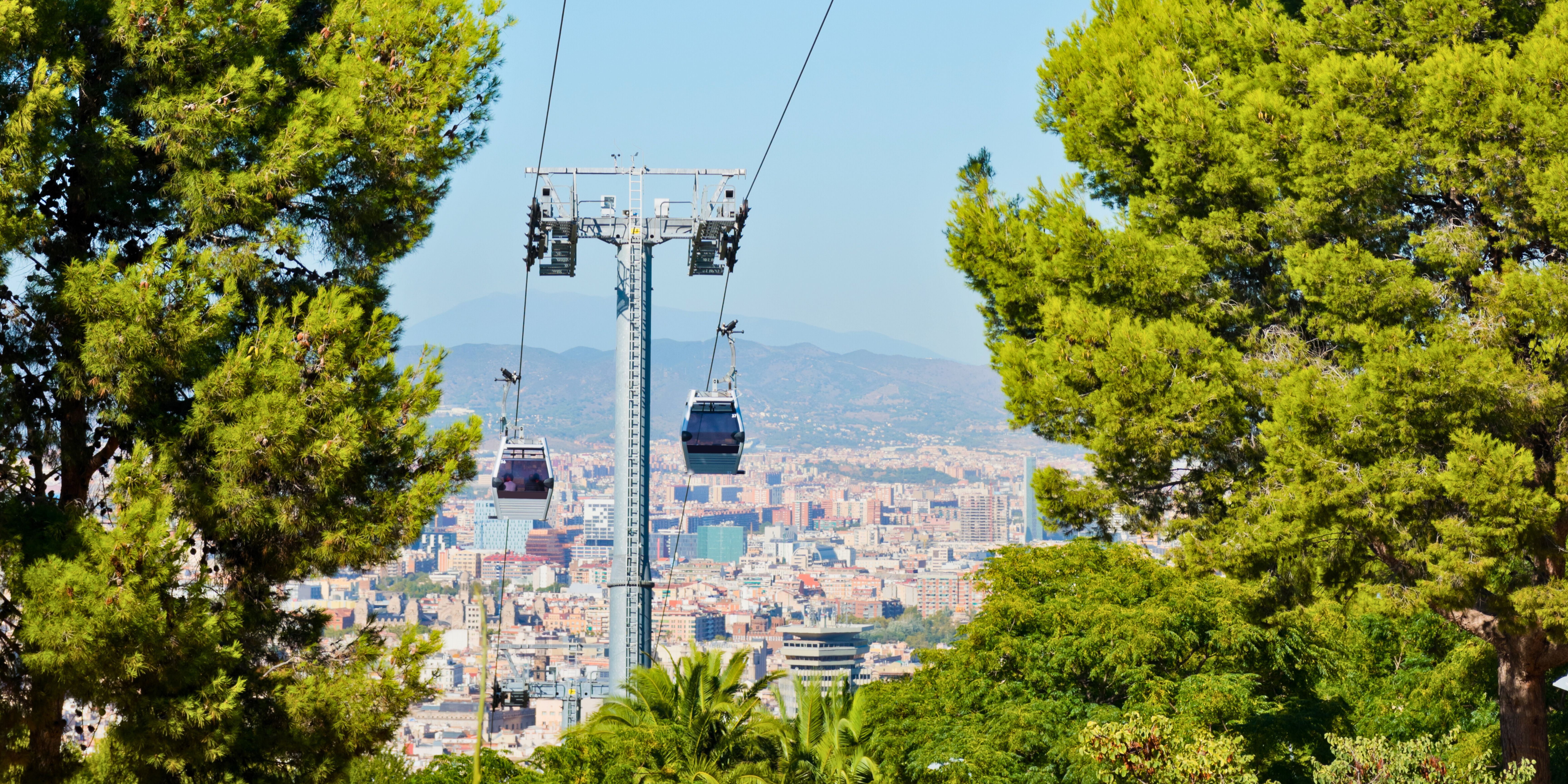 Le téléphérique de Montjuic, une activité originale à faire en famille à Barcelone