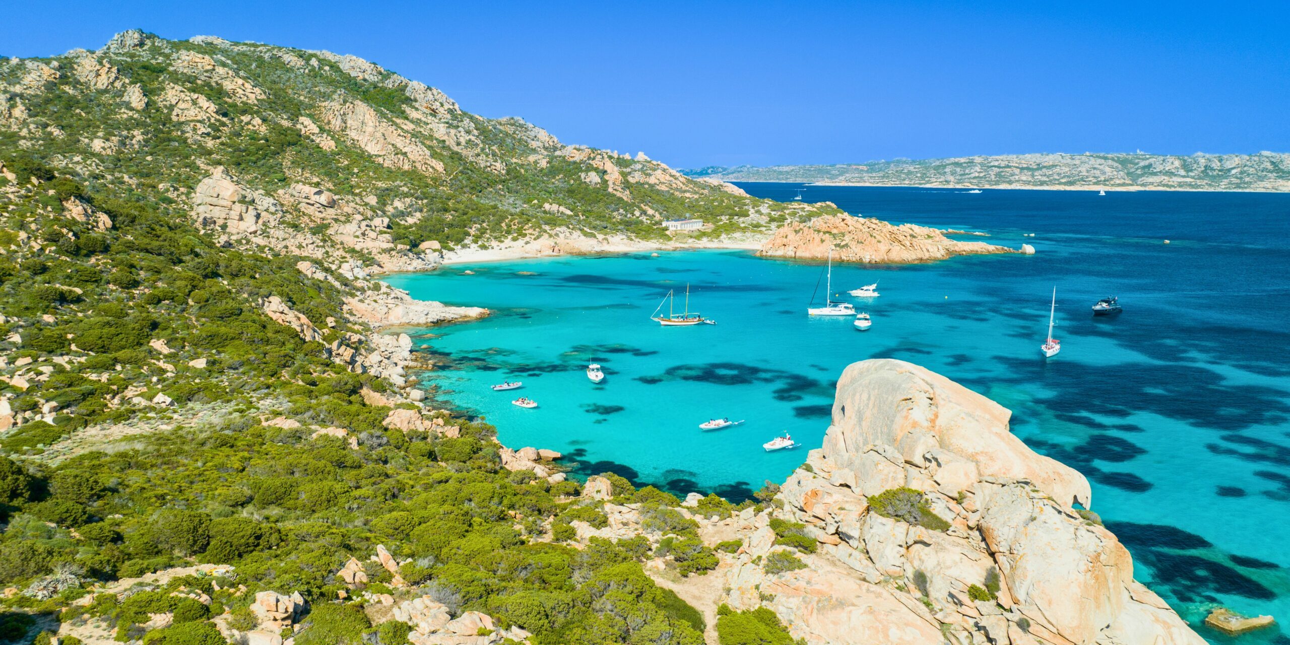 Une excursion vers l'archipel de la Maddalena, à faire lors d'une semaine de vacances en Sardaigne