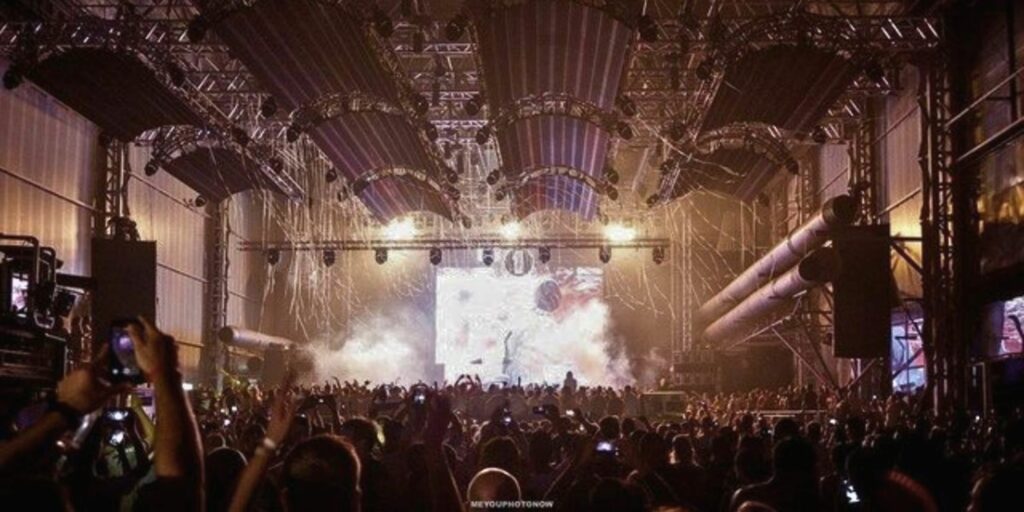 Boîtes de nuit à Les 18 meilleurs clubs de l’île festive
