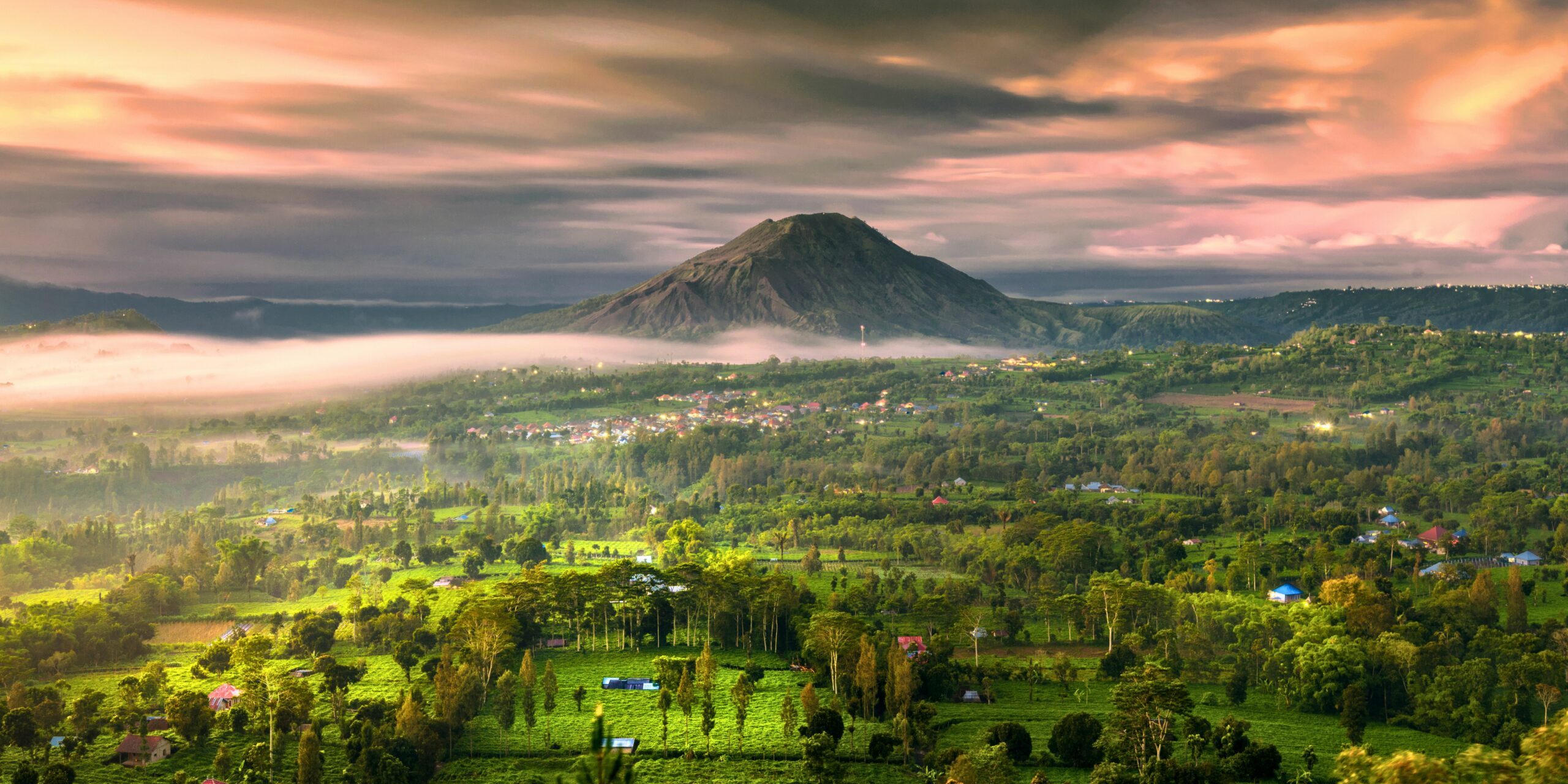 La vue panoramique sur le Mont Batur à Ubud